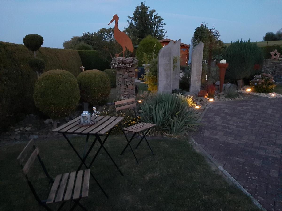 Pension-Jakobs Nachtsheim ภายนอก รูปภาพ