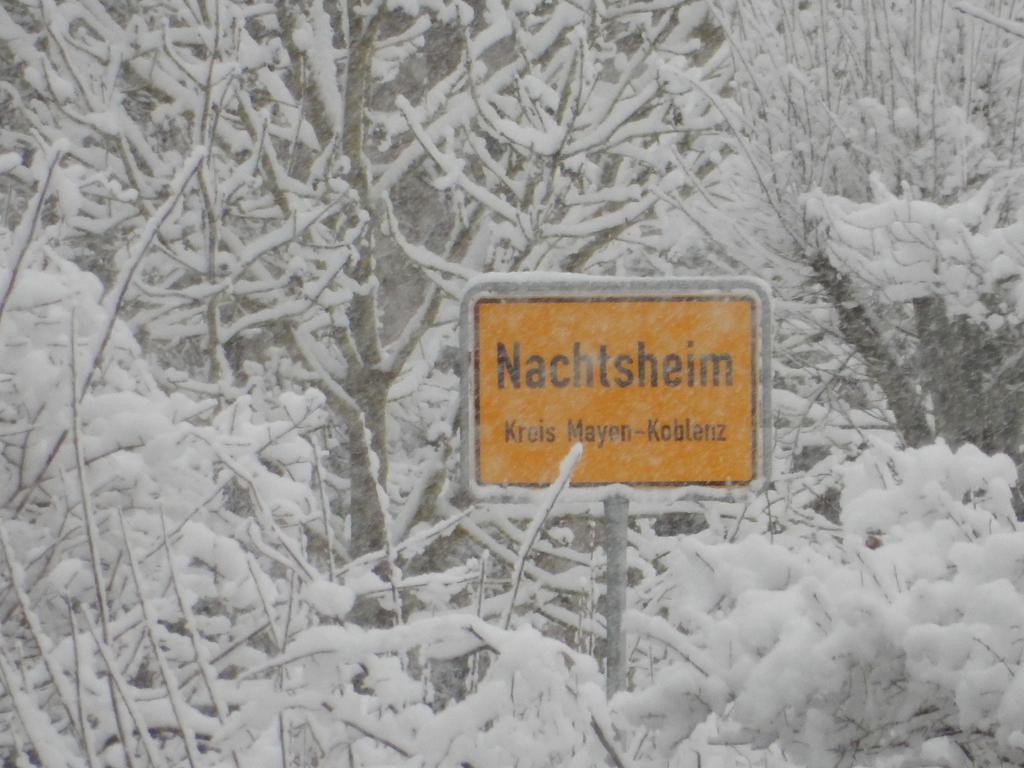 Pension-Jakobs Nachtsheim ภายนอก รูปภาพ