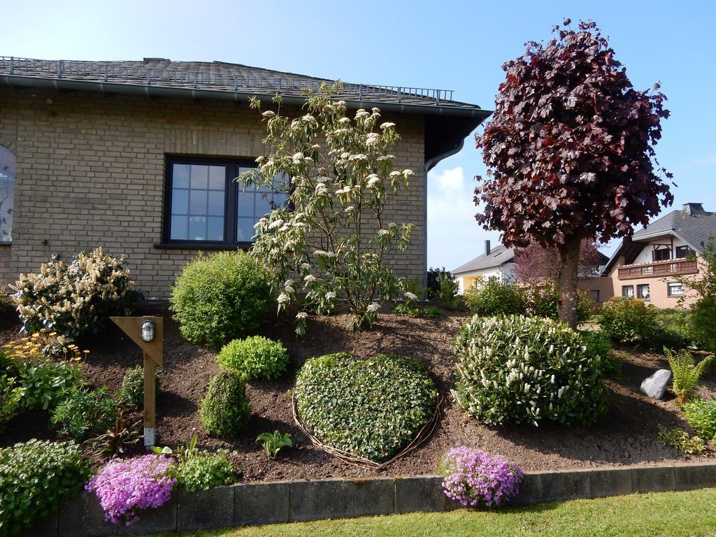 Pension-Jakobs Nachtsheim ภายนอก รูปภาพ