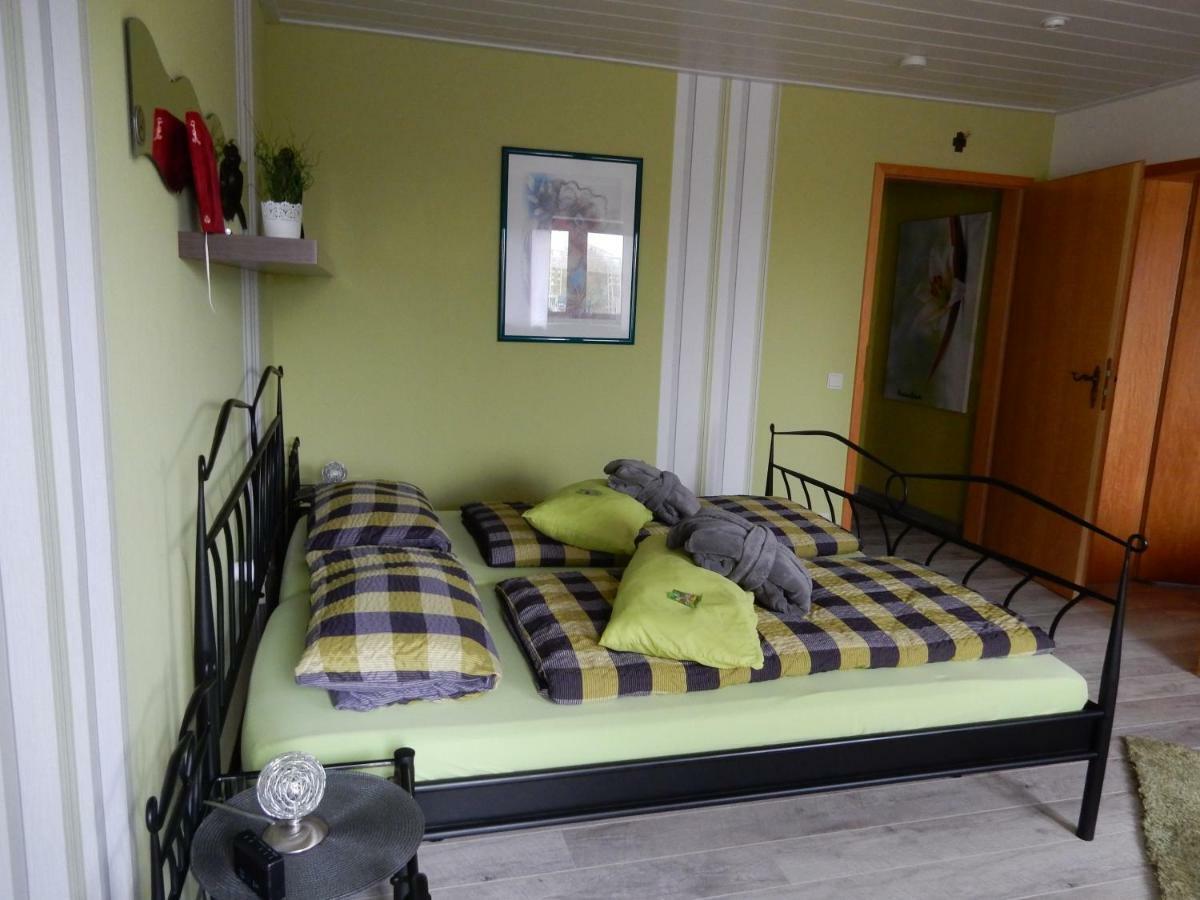 Pension-Jakobs Nachtsheim ภายนอก รูปภาพ
